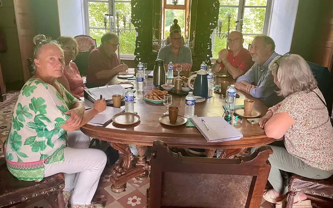 Réunion de travail au château de Lantilly